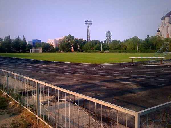 Популярные бесплатные беговые стадионы и парки в Екатеринбурге
