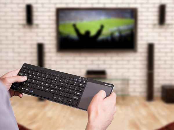Рейтинг лучших и качественных клавиатур и мышек для Smart TV.