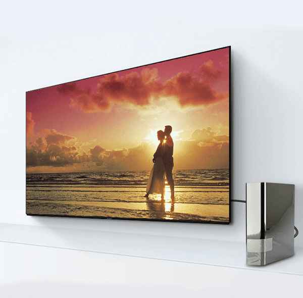Выбираем современный телевизор с широким экраном от марки Panasonic.