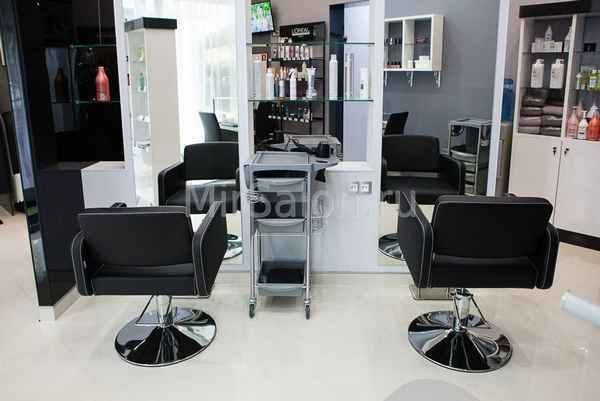 Недорогие парикмахерские для мужчин в Москве: салоны и цены 2023