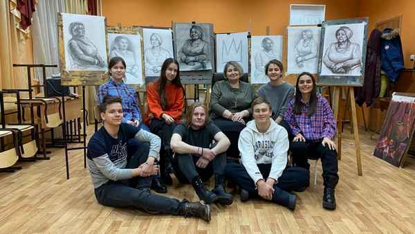 Художественные школы Екатеринбурга: лучшие на 2023 год